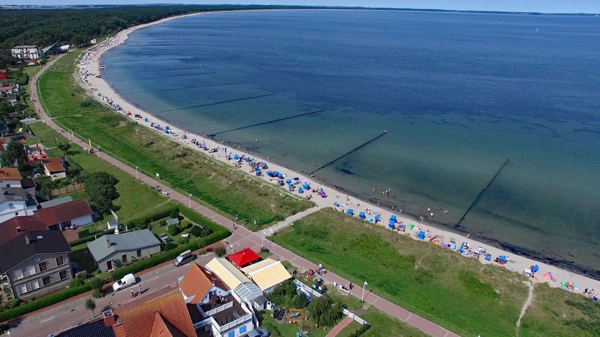 Ferienhaus Emmely Nur Wenige Gehminuten Zum Strand Ruhig Glowe Ngoại thất bức ảnh