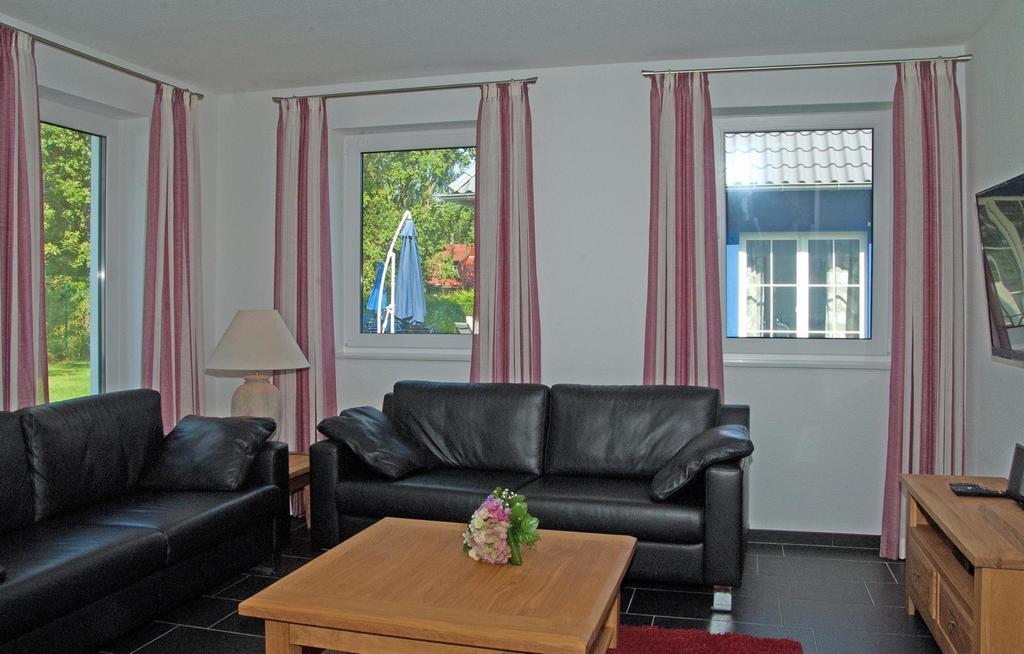 Ferienhaus Emmely Nur Wenige Gehminuten Zum Strand Ruhig Glowe Ngoại thất bức ảnh