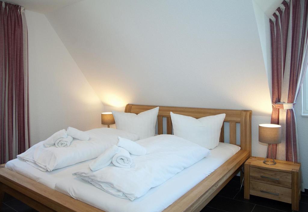 Ferienhaus Emmely Nur Wenige Gehminuten Zum Strand Ruhig Glowe Ngoại thất bức ảnh